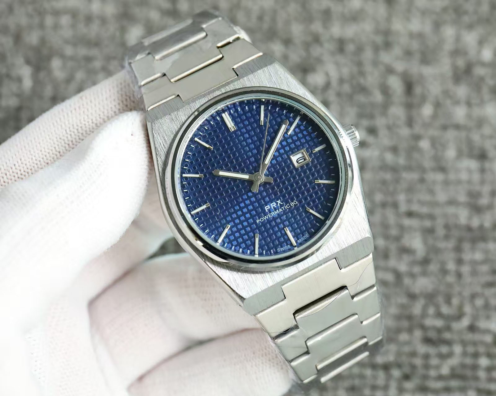 Wrist Treasure, Interpreting Gentlemanly Grace - A Luxury Watch that Enhances Men's Temperament