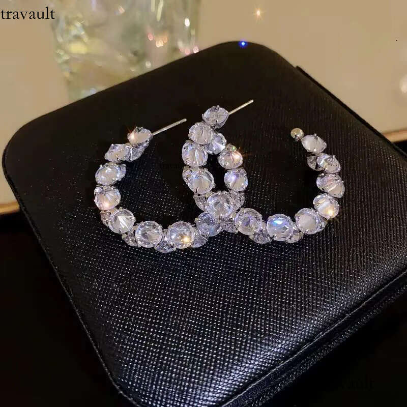 Crystal Rhinestone Hoop Women Elegant Lightweight Gold Plated Circle Earrings Sparkly Statement Jewelry for Parties and Daily Wear