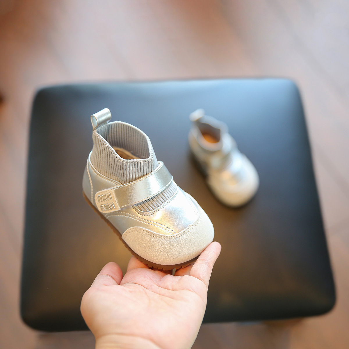 Designer Fashionable Single Shoe Designer Shoes For Young Children Soft Soled Walking Shoes Breathable Autumn New Luxury Shoes For Men And Women Child