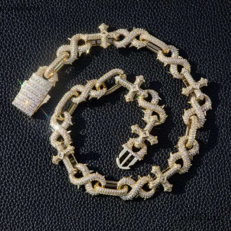 Infinity Cross Iced Out Moissanite Dia Spikes Cuban Link Chains Necklace for Mens Sier Jewelry f3