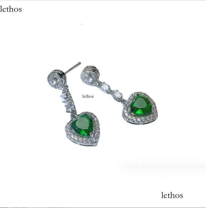 2023 Ins Dangle Earrings Sparkling Jewelry Heart Shape Emerlad CZ Dia Gemstones Handmade Party Women Wedding Drop Earring For Lover Gift aa