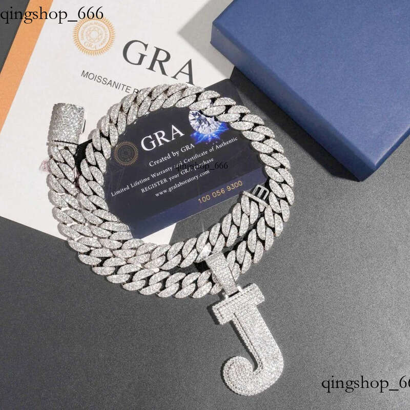Sier Letter and Number Hot Sale Full Inlaid VVS Moissanite Personalized Fashion Pendant Essential Versatile Style bf
