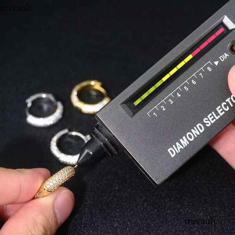Luxurious Simple Boutique Jewelry Shiny Iced Out VVS Sterling Sier Moissanite Unisex Earrings