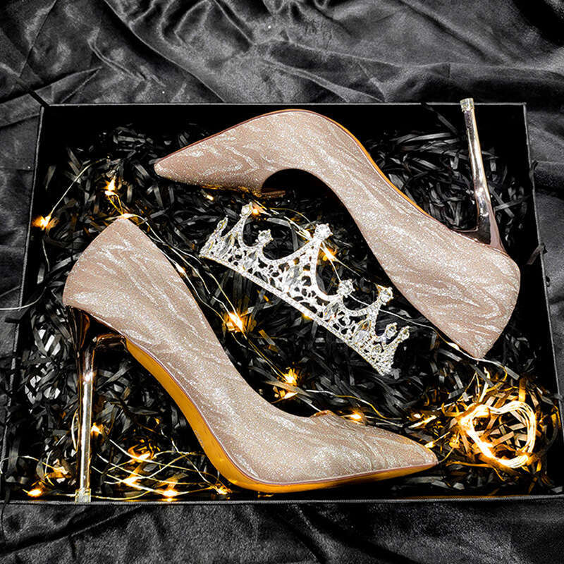34-42 Plus Size French Designer Shoe Style Exquisite Wedding Dress High-end 2025 New Bride Shoes Gold Crystal High Heels
