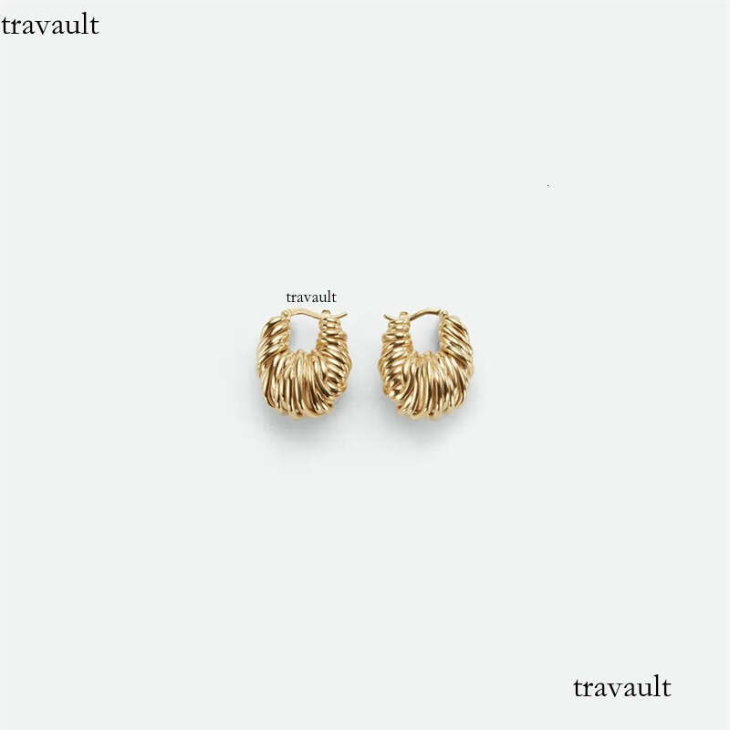 French Light Heavy Industry Advanced Loop Knitted Earrings for Women S Sier Needle Fashion Unique Charm Jewelry Trend