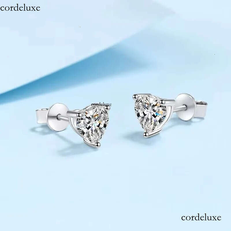 DHCollections Moissanite Heart Shape Stud Earrings Sterling Sier Broken Love Design 1 Ct Each Passed Dia Test Hypoallergenic Wedding Jewellery Pair e7