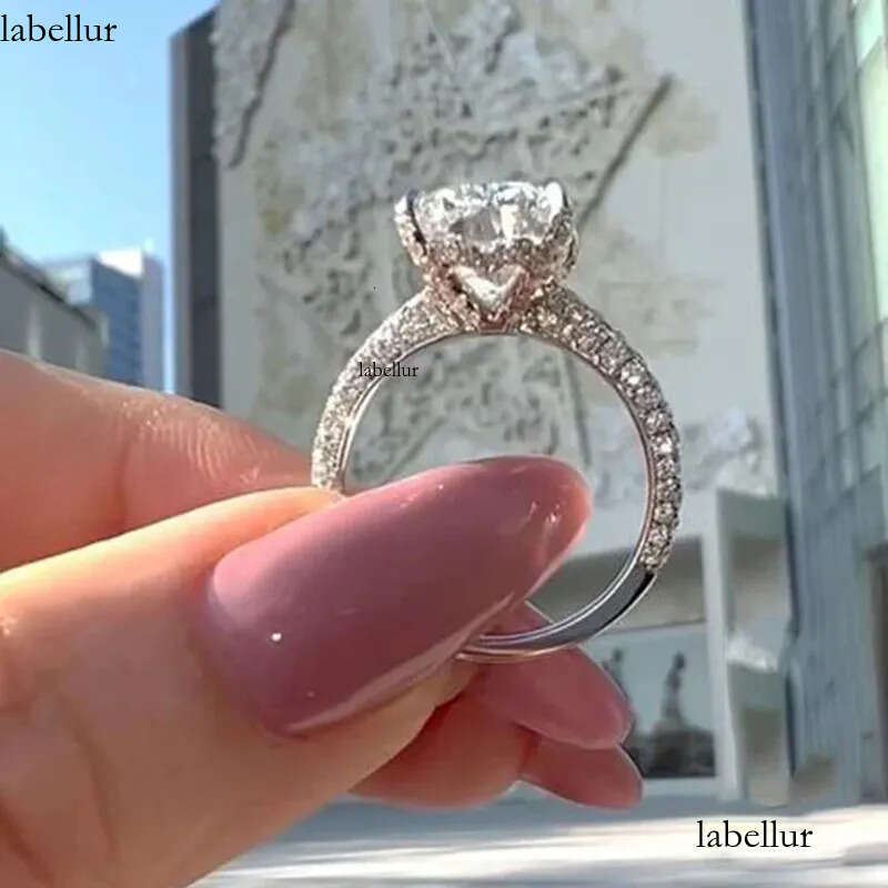 2024 Popular Gorgeous For Women Sparkling Jewelry Sterling Sier Lagre Cushion Shape 5A Zircon CZ Dia Elegant Party Female Wedding Ring Gift 51