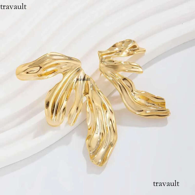 DHCollections Designer Water Grass Stud Earrings for Women Trendy Ladies Daily Accessories 2024 Fashion Jewelry Female Girls Gifts Decoration