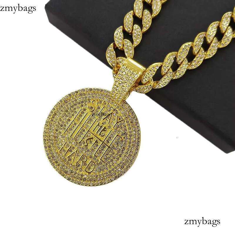 DHcollections Miami Chain Necklace With Pearl - Alloy Pendant For Various Ocns