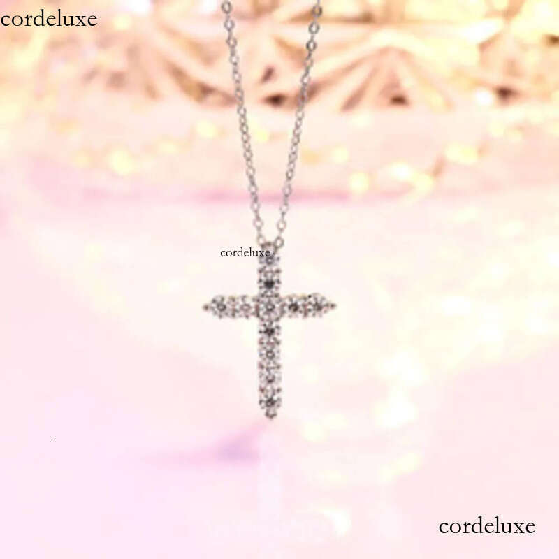 2023 New Pass Dias Tester VVS Initial Mossanite Pendant Dia Cross Fine Jewelry Necklaces Moissanite Sterling Sier c7