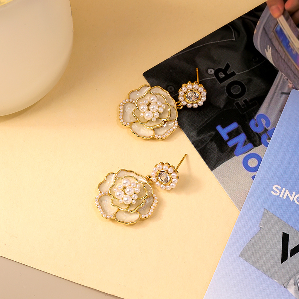 Camellia Pearl Korean Internet Celebrity High-end Dia-studded Oil Drop Earrings Elegant Flower Sier Needle Ear Jewelry - view 5