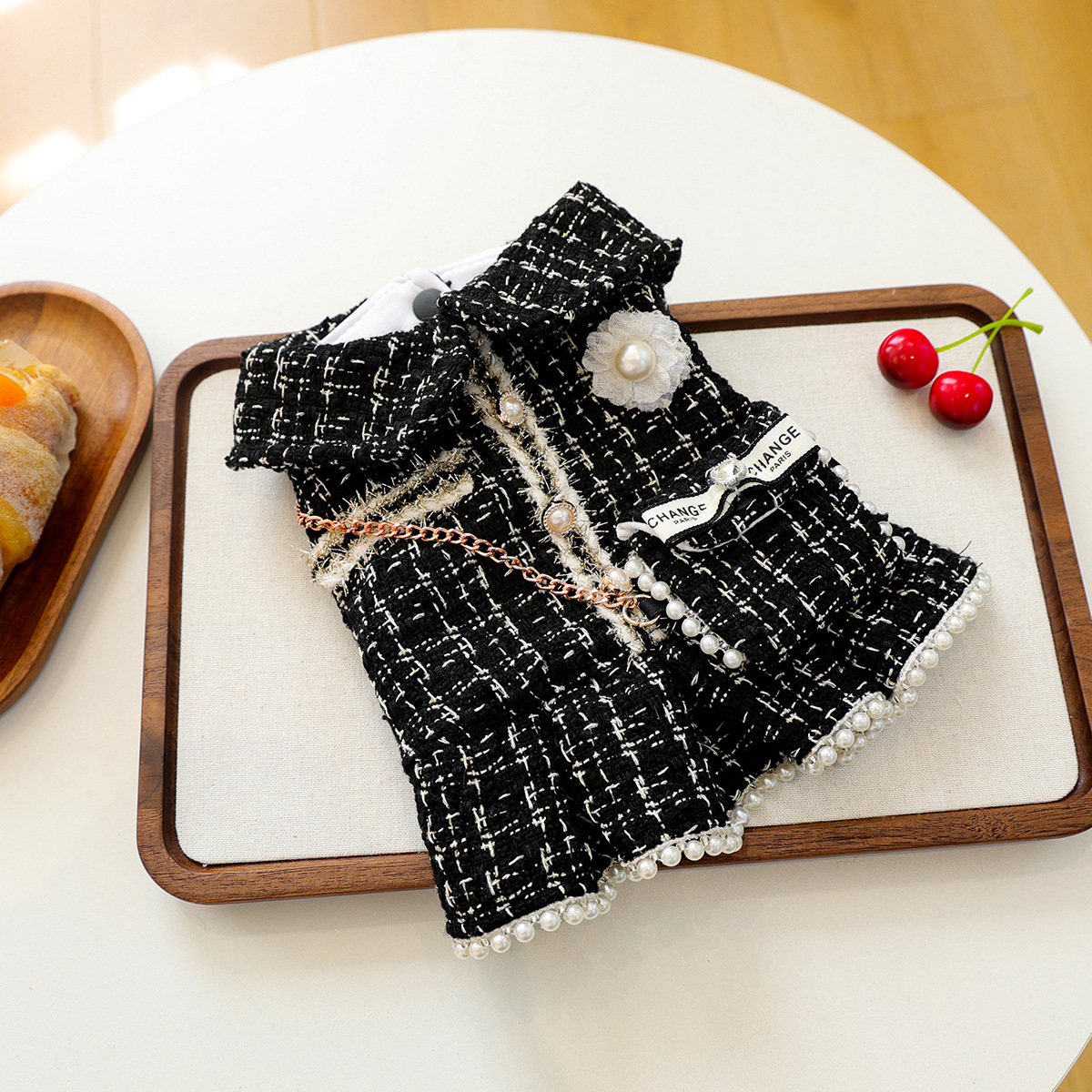 K3104 Pet dress with backpack, autumn and winter clothes for puppies and cats, can hold snacks and toys, small Chanel style imitation tweed fabric