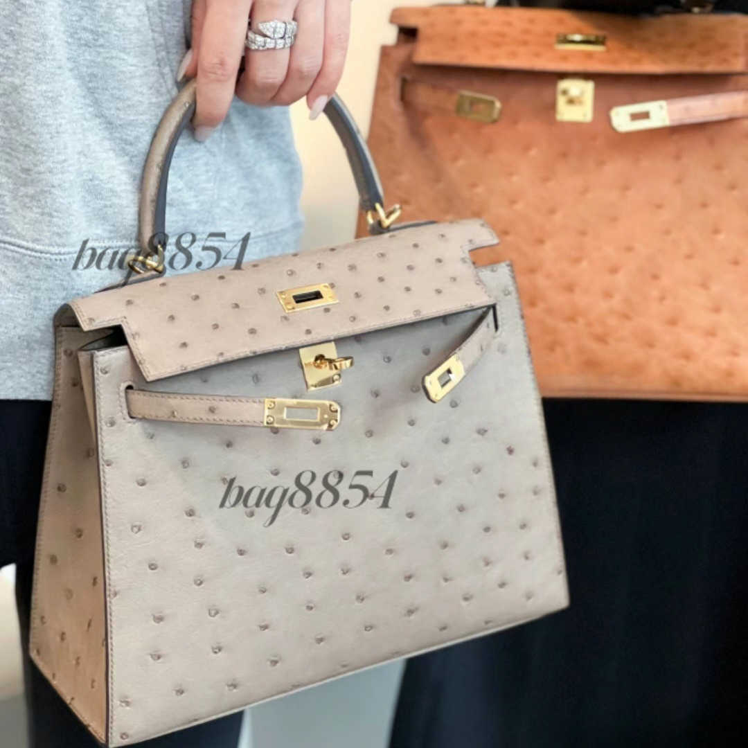 Top All handmade shoulder Designer handbag Imported ostrich leather 25CM28CM commuter bag French beeswax wire gold plated hardware