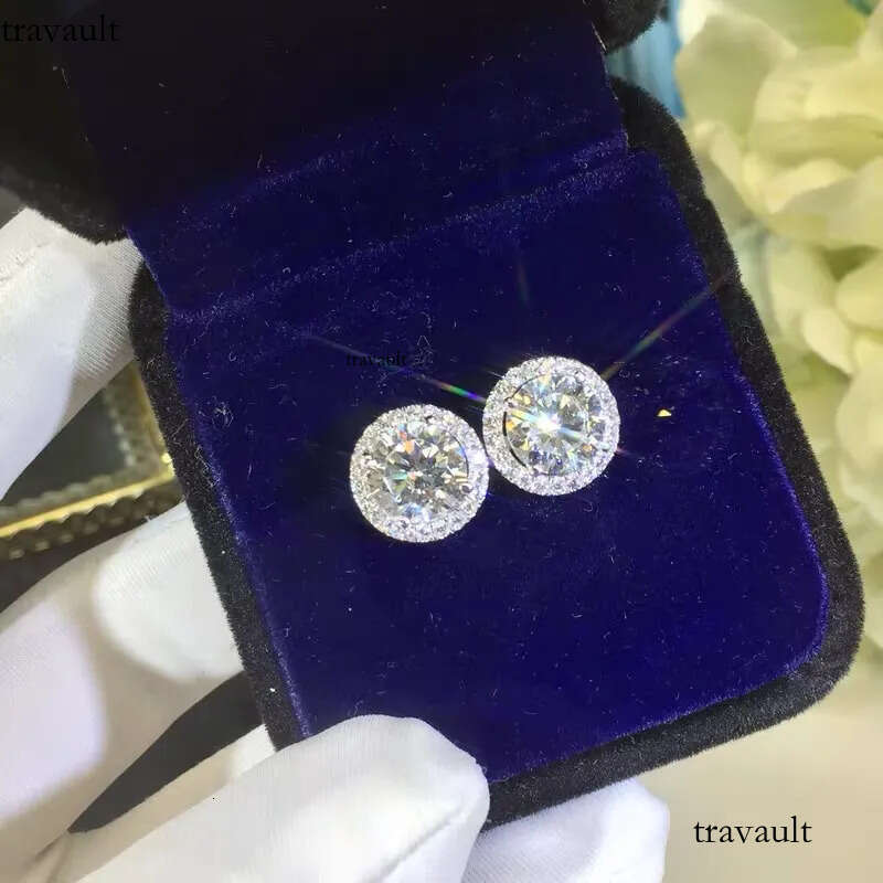Classic Sterling Sier Stud 4mm Round Simulated Dia Earrings for Women Men Jewelry2024
