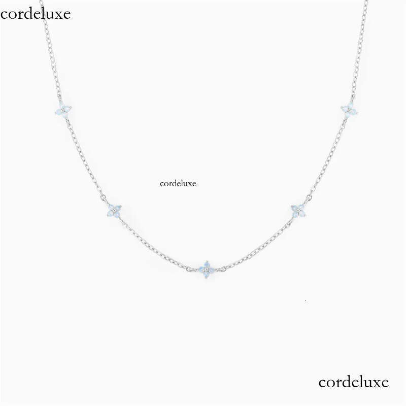 Ins Simple Fashion Flower Pendant Jewelry White Rose Gold Fill Blue Sapphire CZ Dia Gemstones Party Women Clavicle Necklace For Mother Day Gift 68