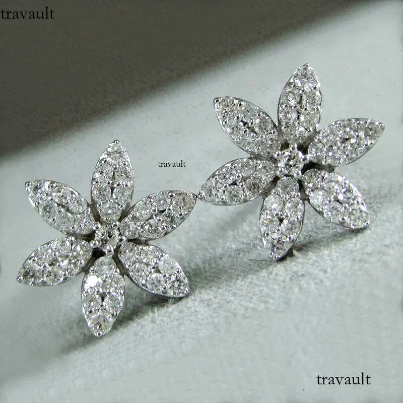 2024 Simple Fashion Stud Earrings Sterling Sier Pave White 5A Cubic Zircon CZ Dia Gemstones Party Dinner Women Snow Flower Earring Gift