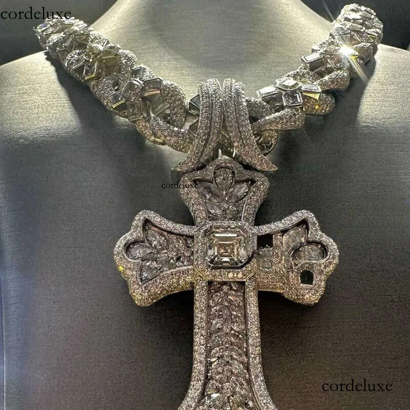 Pendant Necklaces Designer Hip Hop Jewelry Necklace Sier Iced Out vvs Moissanite Dia Fashion Cuban Chain Link 77
