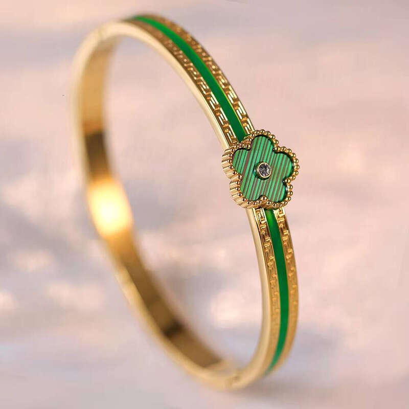 Gold-plated moissanite chain Five-leaf Clover Flower sterling silver Bracelet for Women