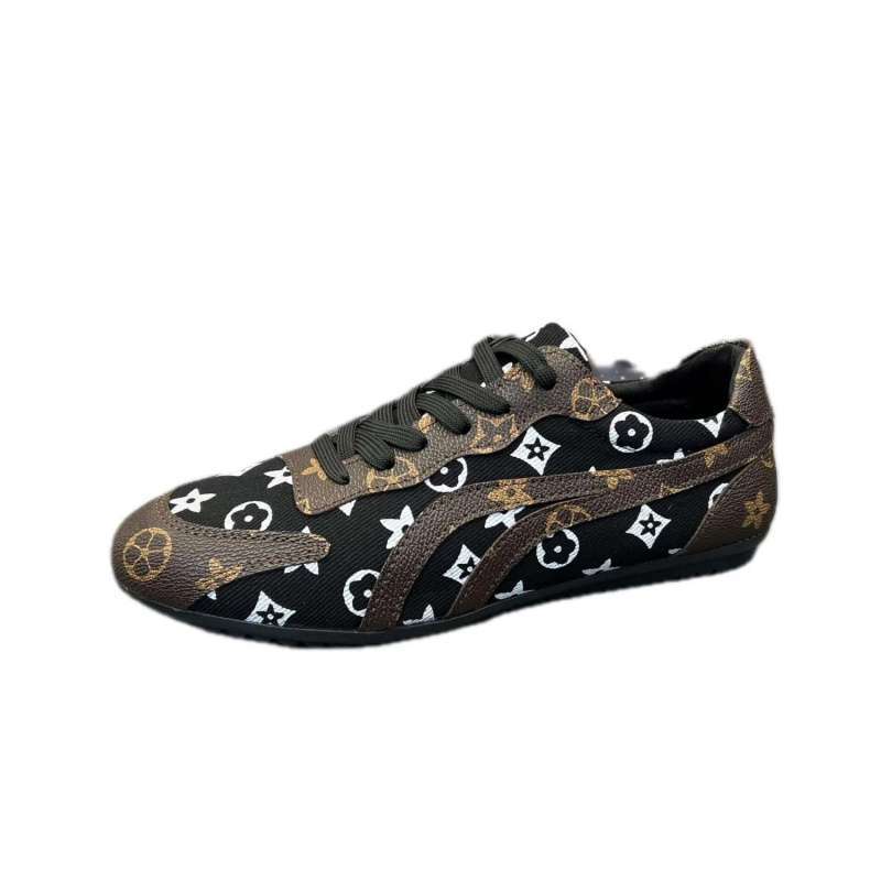 free shipping hot designer shoes New fashionable and trendy casual shoes for young people retro printed board shoes for men