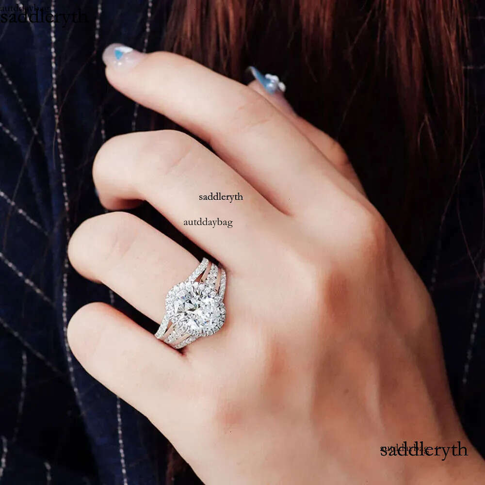 Oval Shape Cluster Dia Moissanite VVS DEF Wedding Rings With 3 rows Paved stones Sier 10K 14K Gold Engagement ring 99