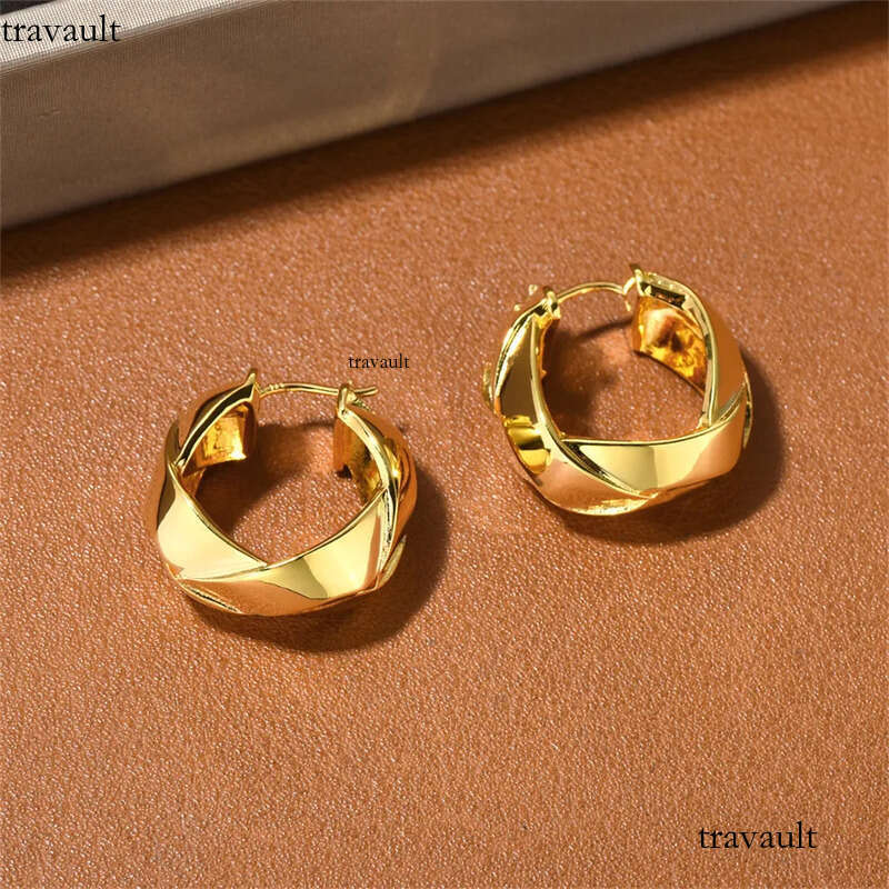 French Fashion Commuter Woven Wrapped Earrings for Women S Sier Needle Ear Buckles Simple High end Banquet Charme