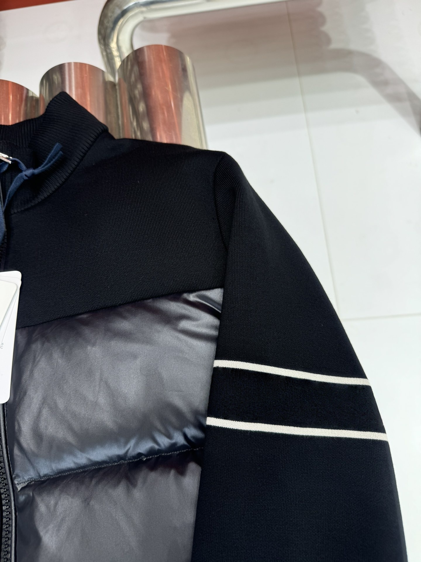 2025 autumn and winter new men's knitted down jacket, fashionable and versatile, age-reducing and slimming