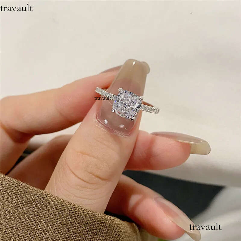 Fashionable wed designer ring for woman sterling sier dia round oval 5A zirconia love eternity promise wedding engagement rings gift box