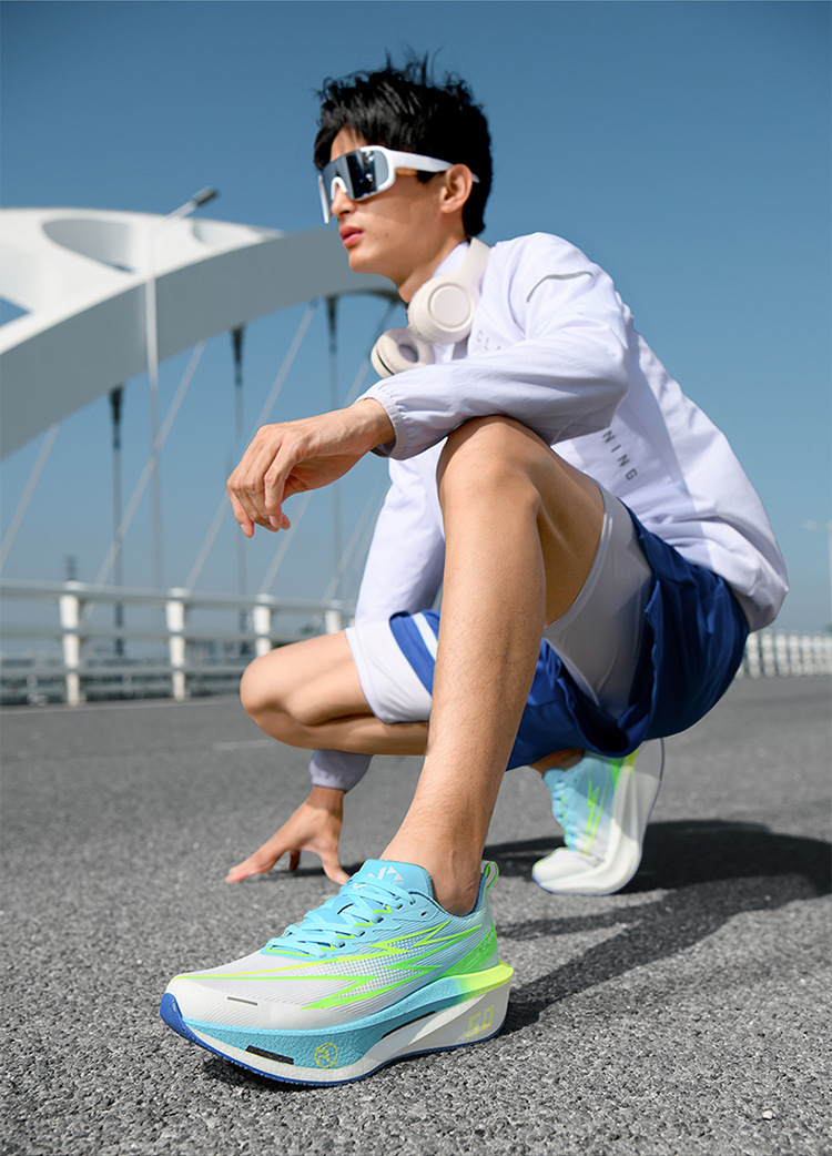 Designer's top fashion hot step basketball university multi-color casual sports shoes, sports shoes for jogging and walking Versatile Choice For Active Students