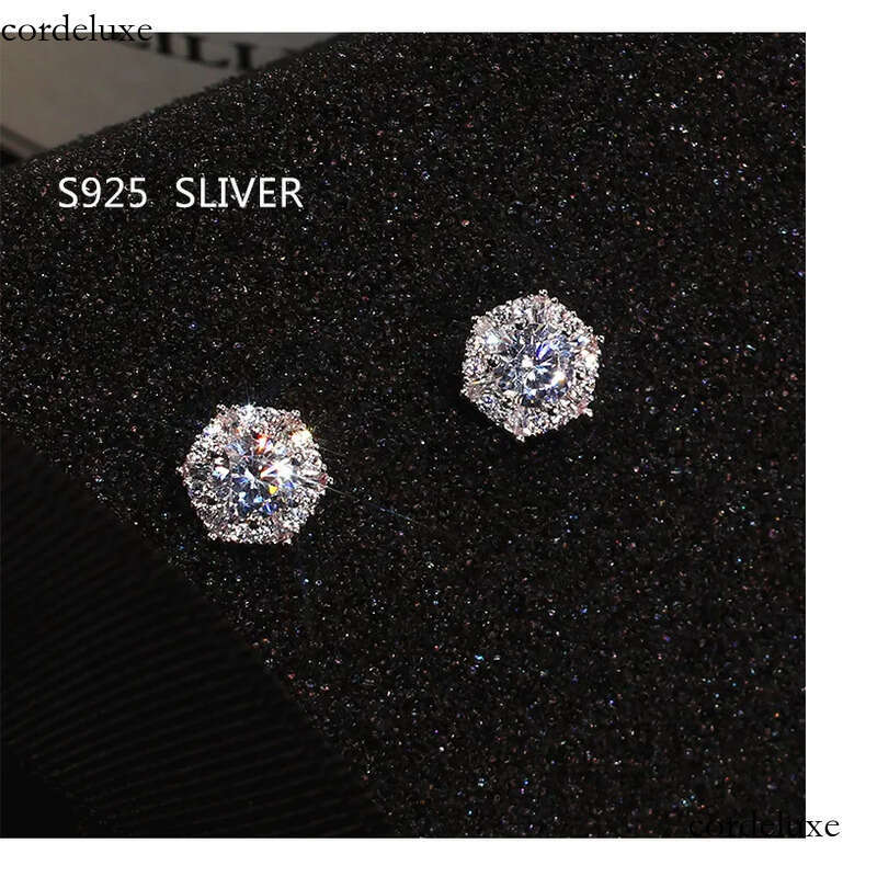 Super Sparkling Stud Earrings Jewelry Sterling Sier Round Cut White Lab Moissanite Dia Party Women Wedding Earring For Lover Gift 9c