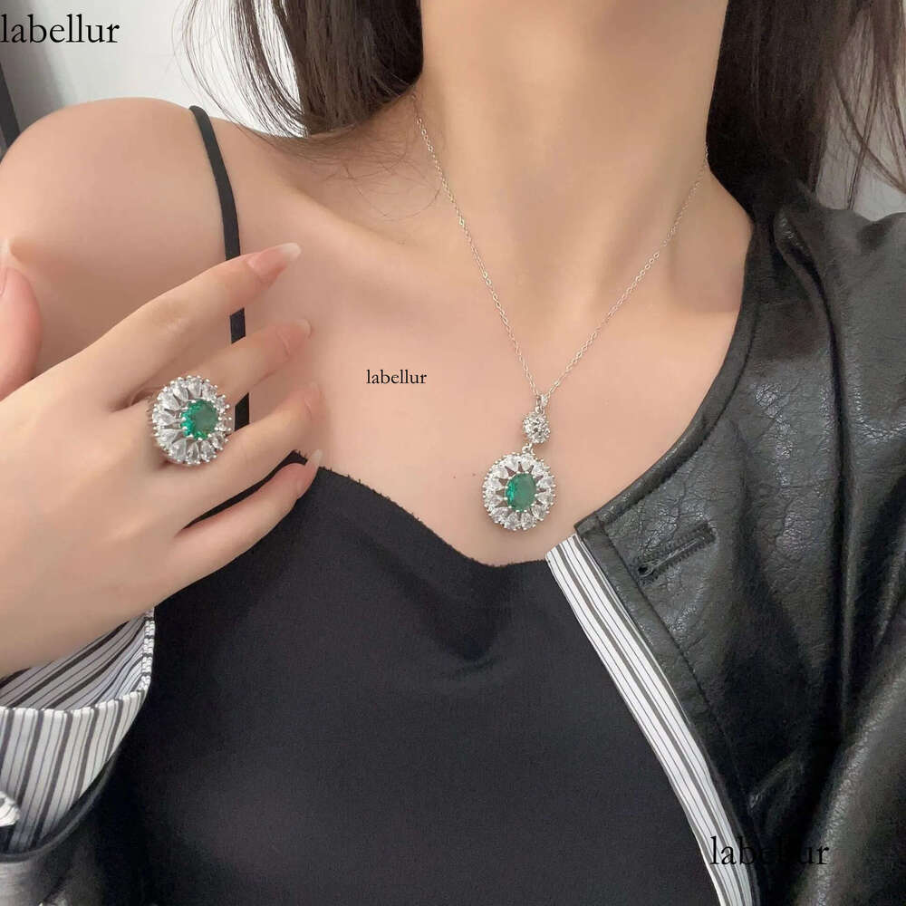 2024 Top Sell Wedding Sets Jewelry Sterling Sier Oval Cut Emerald Dia Cubic Zircon Open Ring Stud Earring Women Clavicel Necklace Gift e5