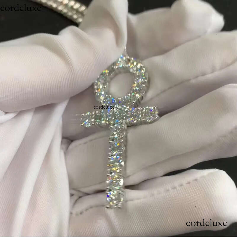 Hip hop Bg Iced Out 5mm VVS Gender Symbols Sterg Sier Moissanite Dia Ankh Cross Pendant 0b