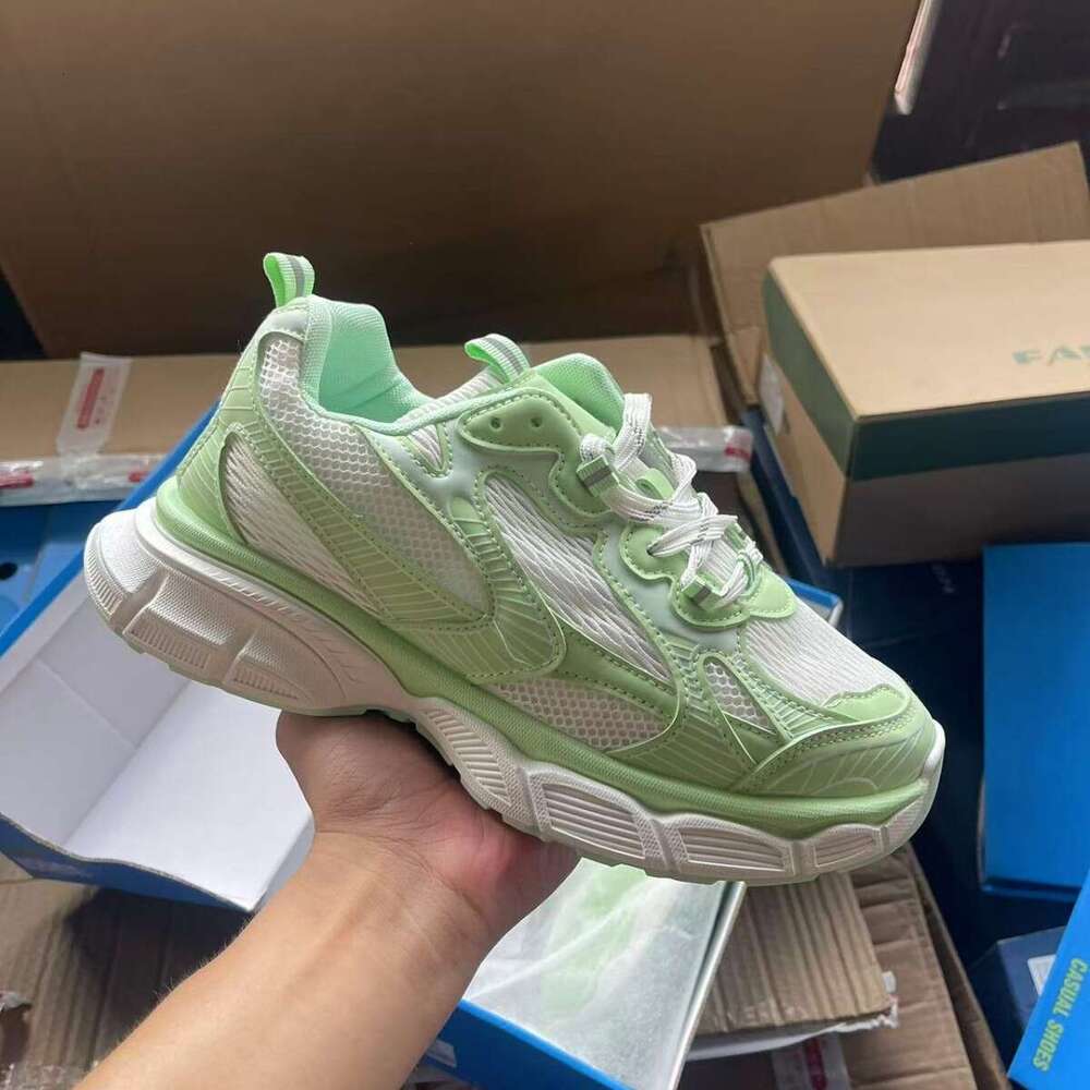 Wenzhou Cheap Low Price Shoes Men's Sports Slippers Running Bulk Mix 62 e2