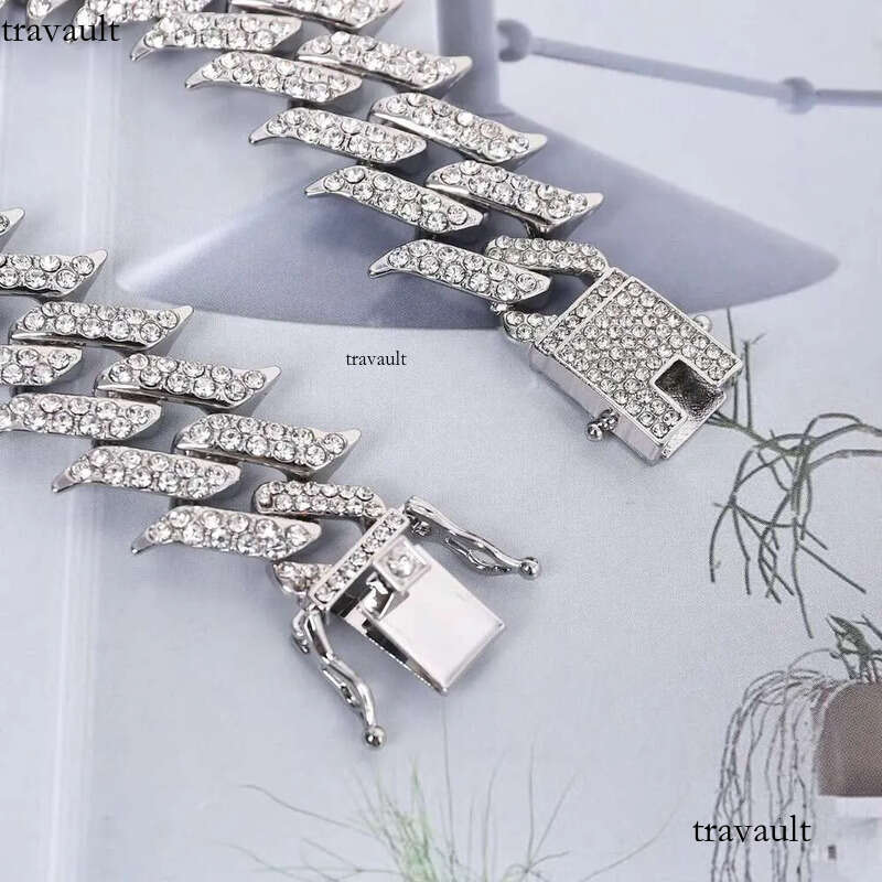 DHCollections Iced Out Cuban Link Chain Necklace for Men Women Spike Design Bling Rhinestone Hip Hop Choker Gold & Sier Plated Statement Jewellery