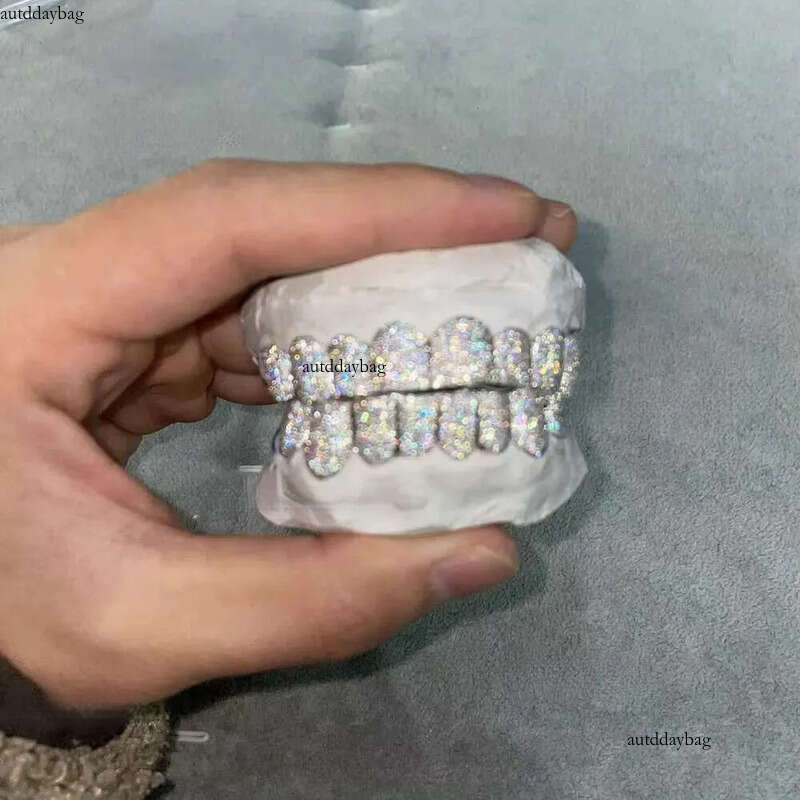 Custom Made Hip Hop Iced Out Sterg sier Jewelry Permanent Cut VVS Moissanite Dias Teeth Mouth Grillz
