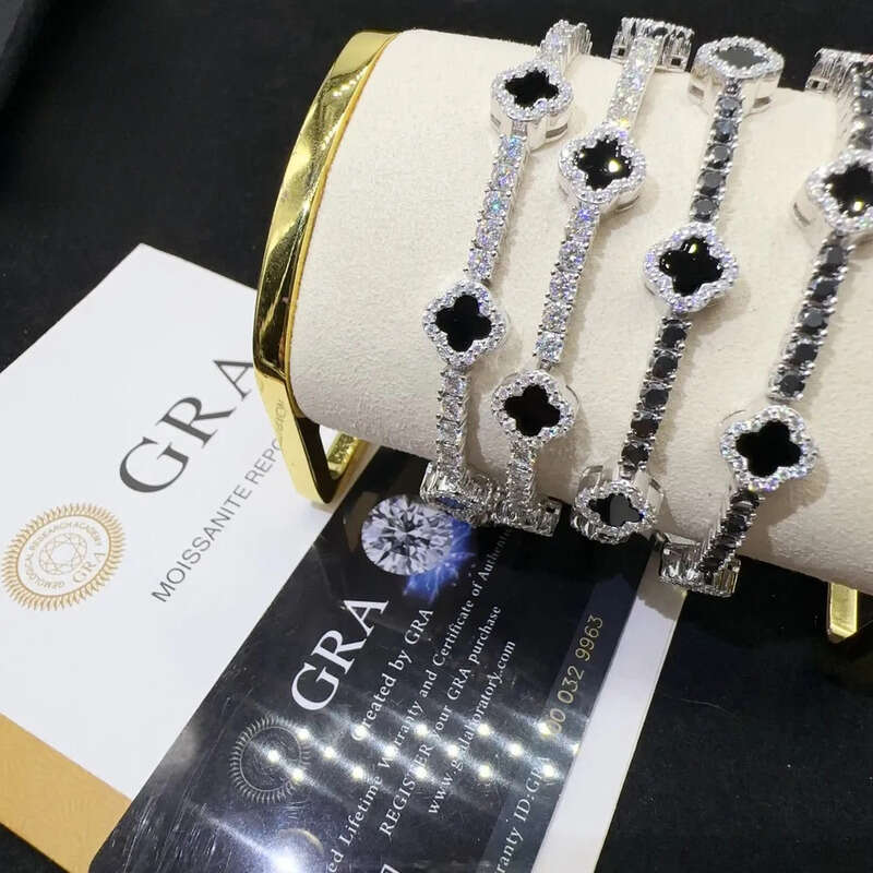 High Quality Sterling Sier Dia VVS Moissanite Tennis Bracelet Fashionable Hip Hop Iced out Clover Necklace