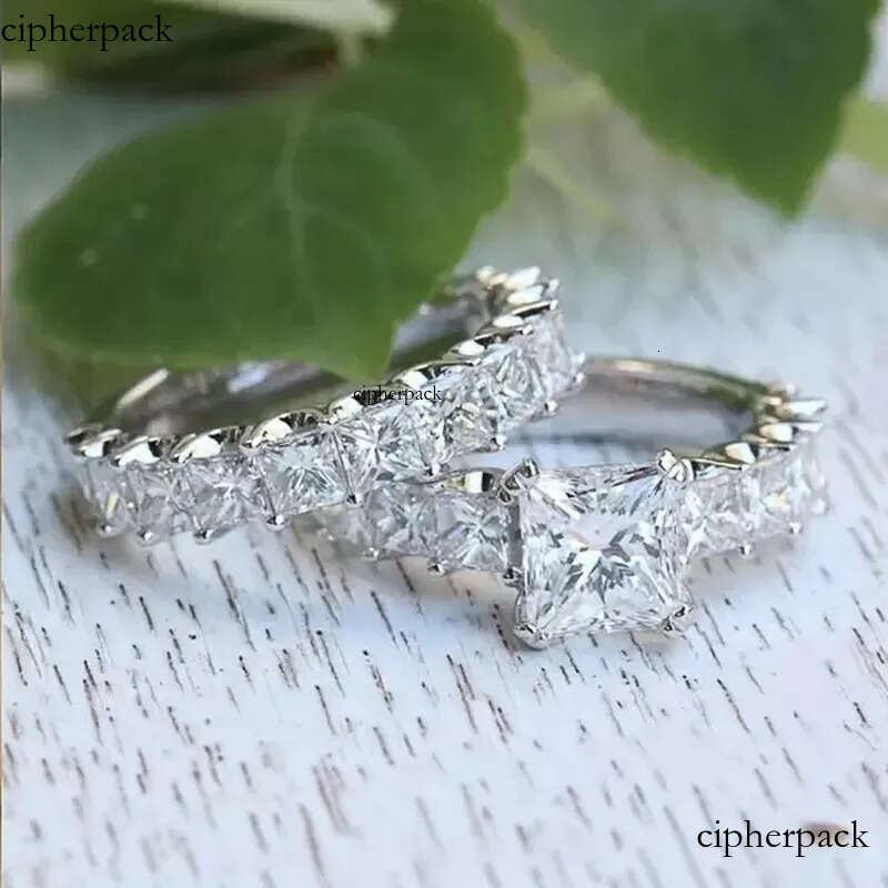 Gorgeous Stunning Wedding Rings Elegant Handmade Jewelry Sterling Sier Princess Cut White Lab Moissanite Dia Party Women Couple Bridal Ring Set bb