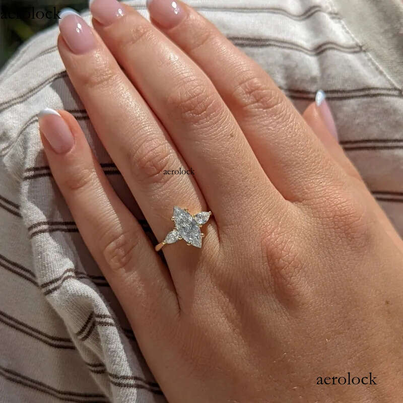 Jewelry 18 Yellow 1.5 Carat Marquise Lab Grown With Two Pear Cut Engagement Rings For Women IGI E VS1 CVD Dia Womens Gold Ring