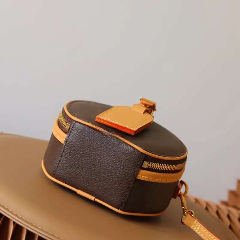 Designer Crossbody Genuine leather Shoulder 13CM Round Delicate knockoff Women Bag