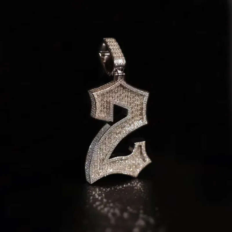 Custom Necklace VVS Dia Mossanite Letter Moissanite Pendant With Iced Out Chain in 10kt White Gold