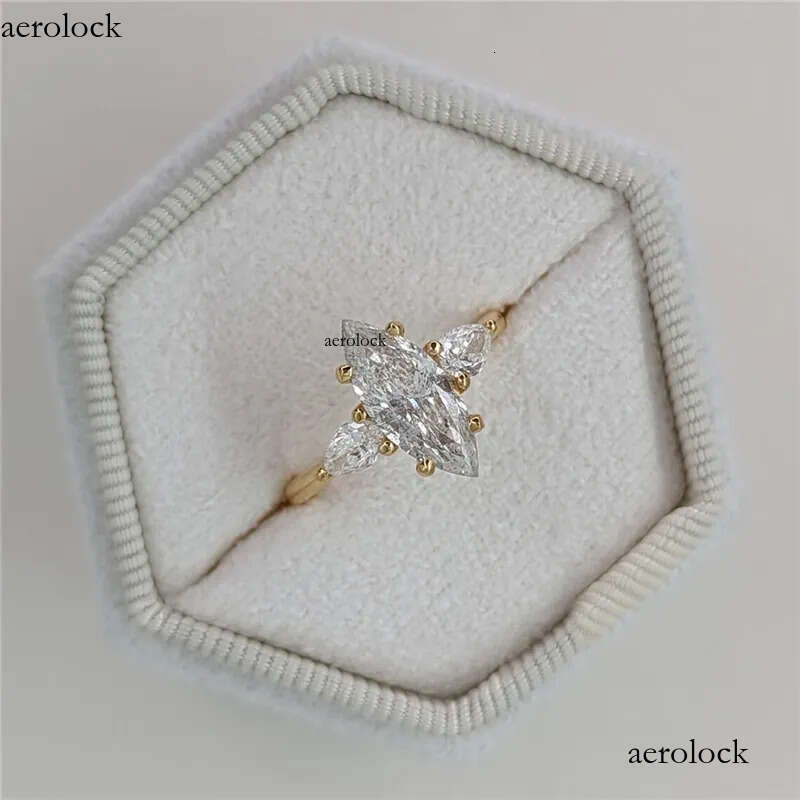 Jewelry 18 Yellow 1.5 Carat Marquise Lab Grown With Two Pear Cut Engagement Rings For Women IGI E VS1 CVD Dia Womens Gold Ring
