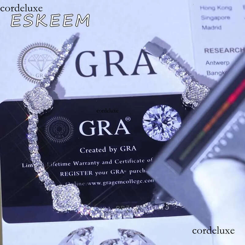 High Quality VVS Moissanite Four Leaf Clover Tennis Bracelet Sterling Sier Gold Plated Iced Out Womens Jewelry 26