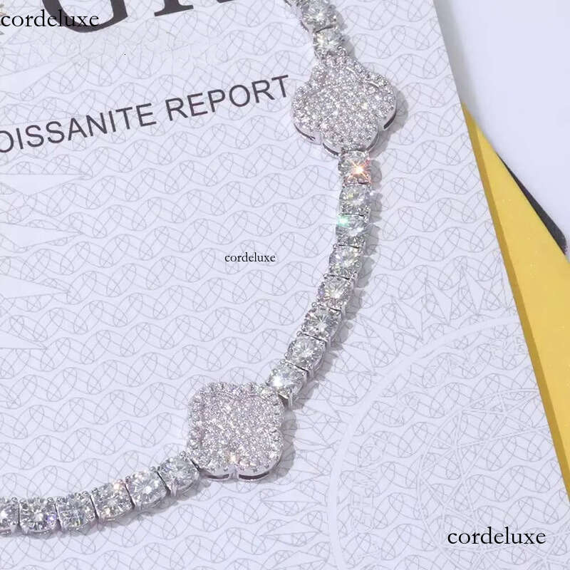 High Quality VVS Moissanite Four Leaf Clover Tennis Bracelet Sterling Sier Gold Plated Iced Out Womens Jewelry 26
