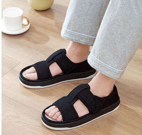 Designer Sandals Ladies Sandals Slippers women Summer Shoes Shoes Outdoor Beach Slippers Ladies Classic Fashion Casual slides O1