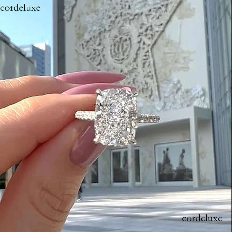 2024 Popular Gorgeous For Women Sparkling Jewelry Sterling Sier Lagre Cushion Shape 5A Zircon CZ Dia Elegant Party Female Wedding Ring Gift 1b