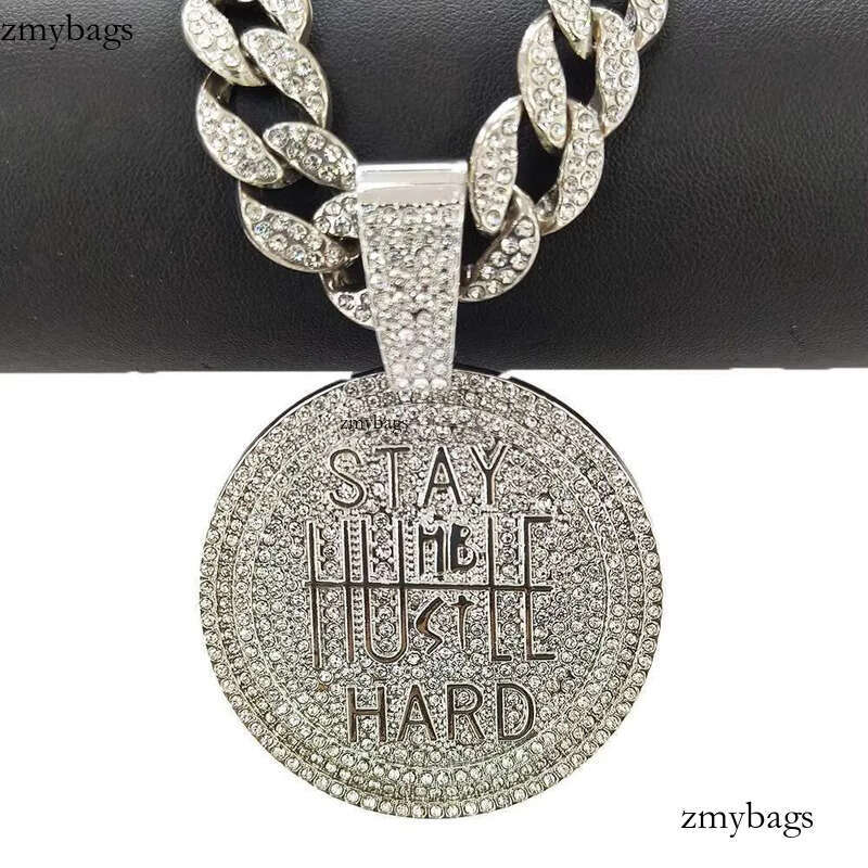 DHcollections Miami Chain Necklace With Pearl - Alloy Pendant For Various Ocns