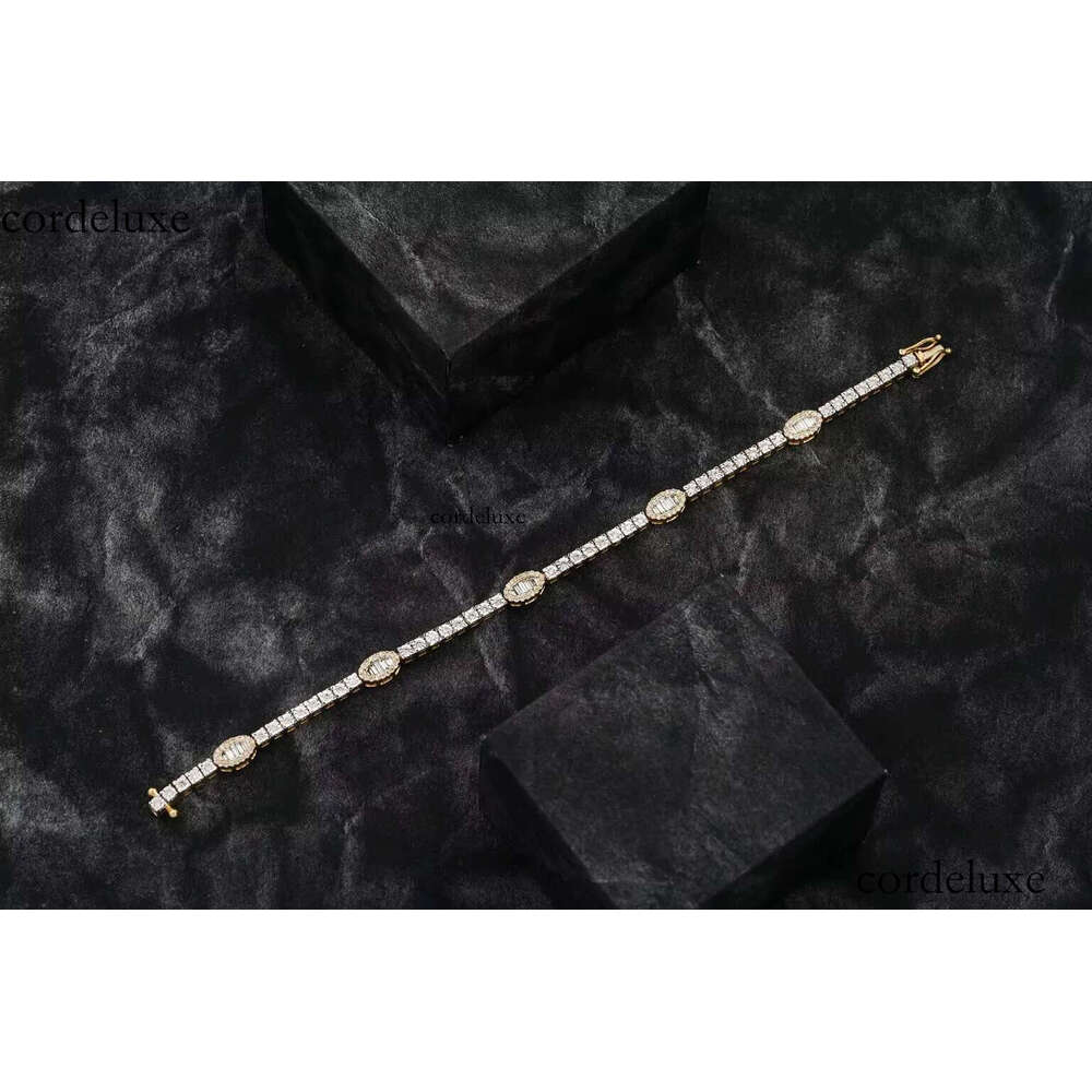 Sophisticated Fully Iced Out Moissanite Dia Tennis Bracelet with Sparkling Elegant for Sale c0