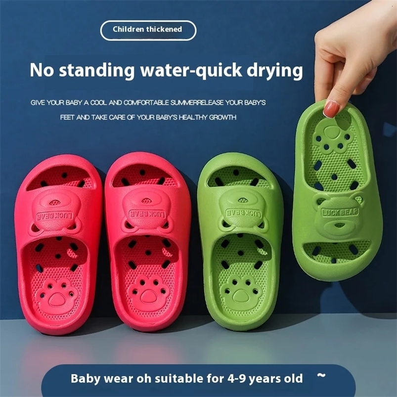 Childrens Slippers Boys and Girls Summer Slippers Non-slip Bathroom Home Slippers Baby Leaky Hollow Sandals 250604