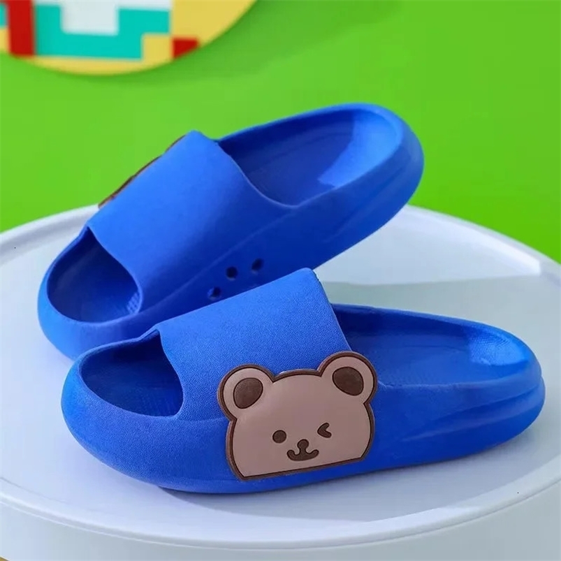 Cartoon Bear Childrens Beach Slippers For Boys Girls Home Shoes Summer Thick Sole Flip Flops EVA Soft Outdoor Slippers Child 250604
