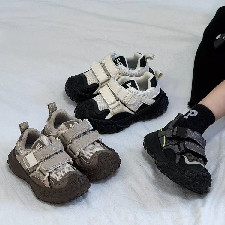 Autumn new designer shoes Designer Girls Shoes Autumn Luxury shoes New Children s Sports Shoes Breathable Soft Sole Durian Sole Boys Running Shoes Tre