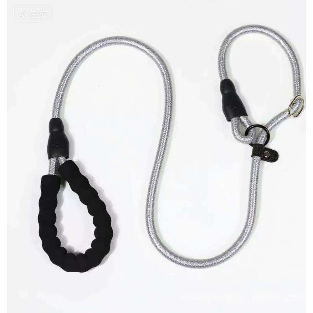 Pet Supplies Chain Dog Walking Leash Explosion-Proof P Rope for Medium and Large Dogs Golden Retriever